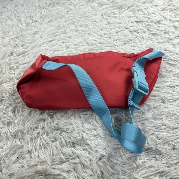 Lululemon On The Beat Belt Bag *4.5L Poppy Coral / Hydra Blue - Picture 4 of 8